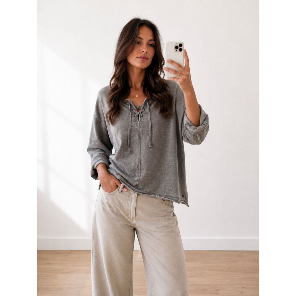 JAG Gray Lace-Up Sweatshirt Women’s Medium 3/4 Sleeve Casual Pullover